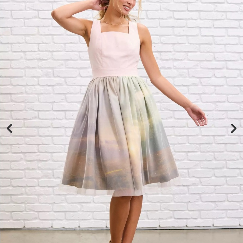 Her Universe emerald city wicked dress W M/6-8 - Picture 3 of 9